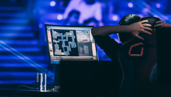 Team Titan upset wolsung; final swiss matchups determined